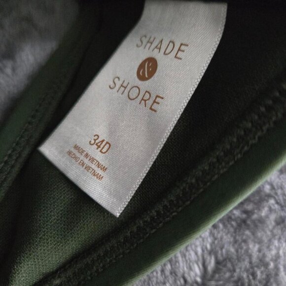 Green Shade & Shore Bikini Set- 34D top Medium Bottoms - Picture 2 of 4